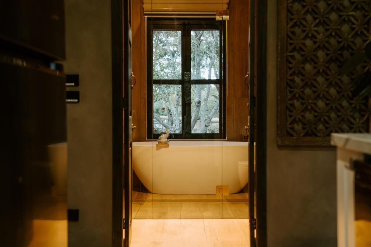 The Temple - Country Farm Retreat Villa Launching Place Eksteriør billede