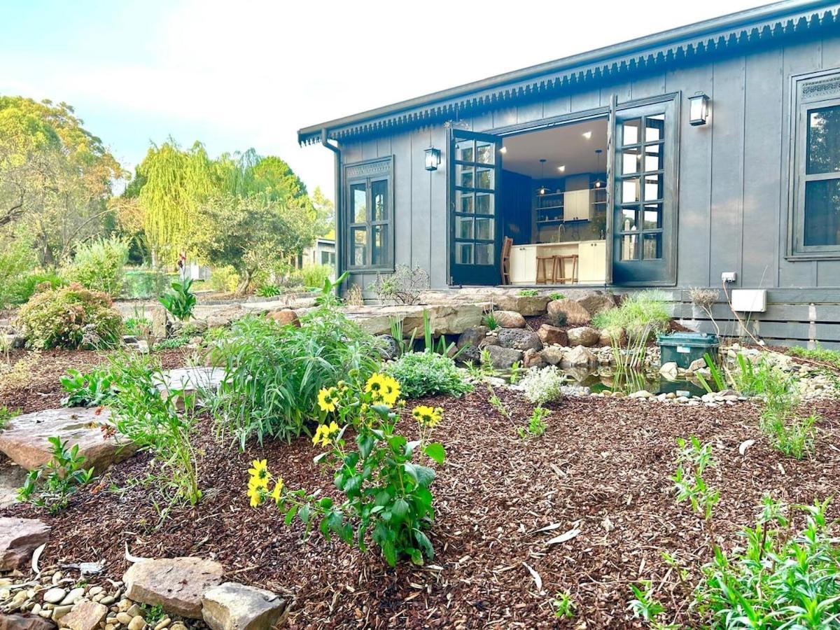 The Temple - Country Farm Retreat Villa Launching Place Eksteriør billede