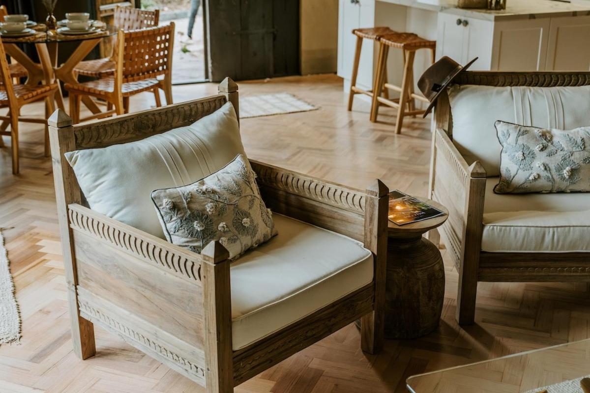 The Temple - Country Farm Retreat Villa Launching Place Eksteriør billede