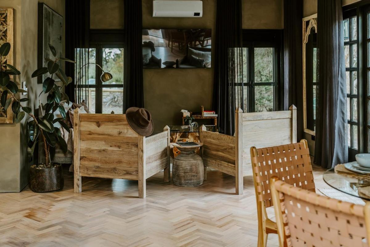 The Temple - Country Farm Retreat Villa Launching Place Eksteriør billede